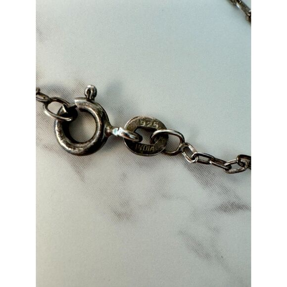 Sterling Silver Y Necklace with Iridescent Glass Beads. - Picture 4 of 4